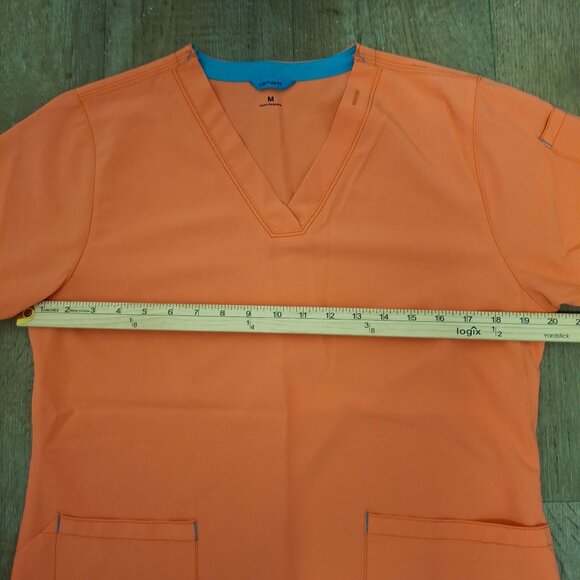 Carhartt Womens Orange V-Neck Smart Force Scrub Top With Pockets Size M - Picture 5 of 8